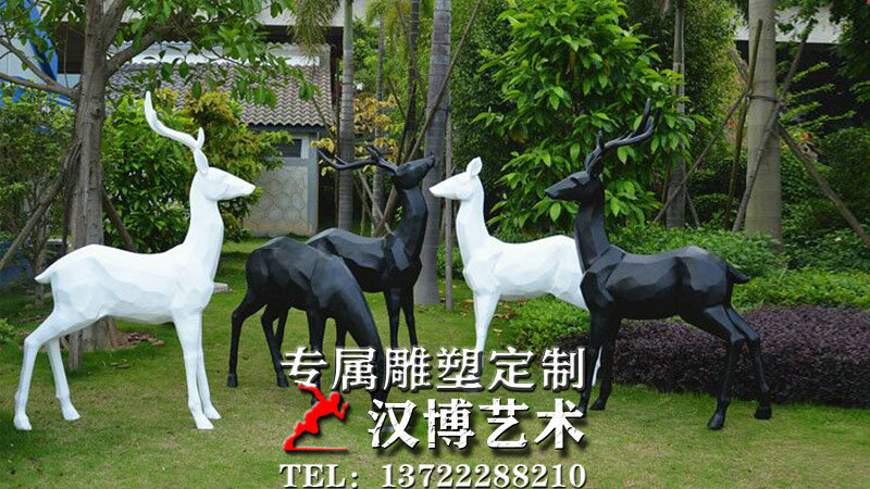 园林观景黑白鹿雕像,民俗传统文化雕塑,铸铁雕像