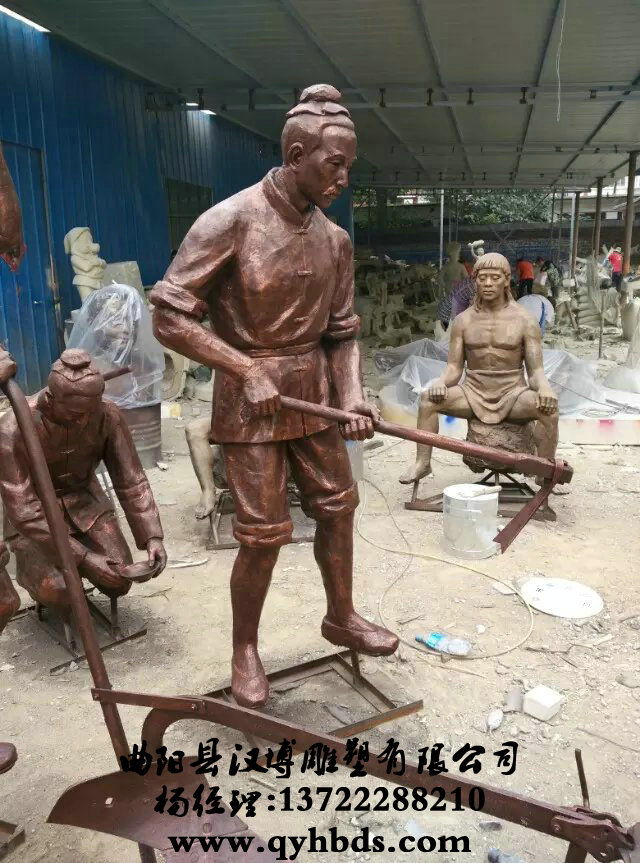 �������