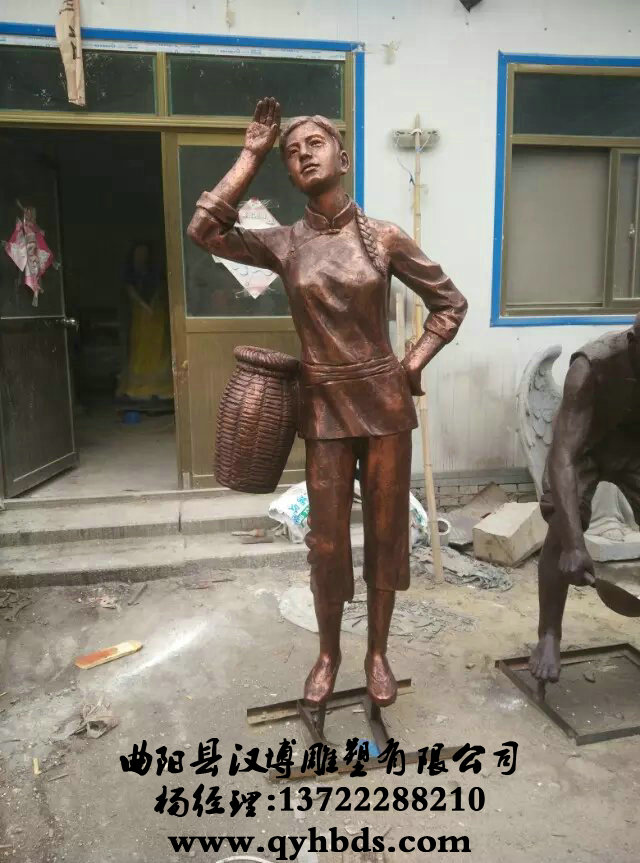 �������