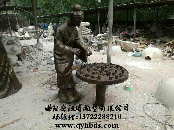 �������