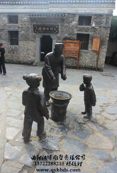 �������