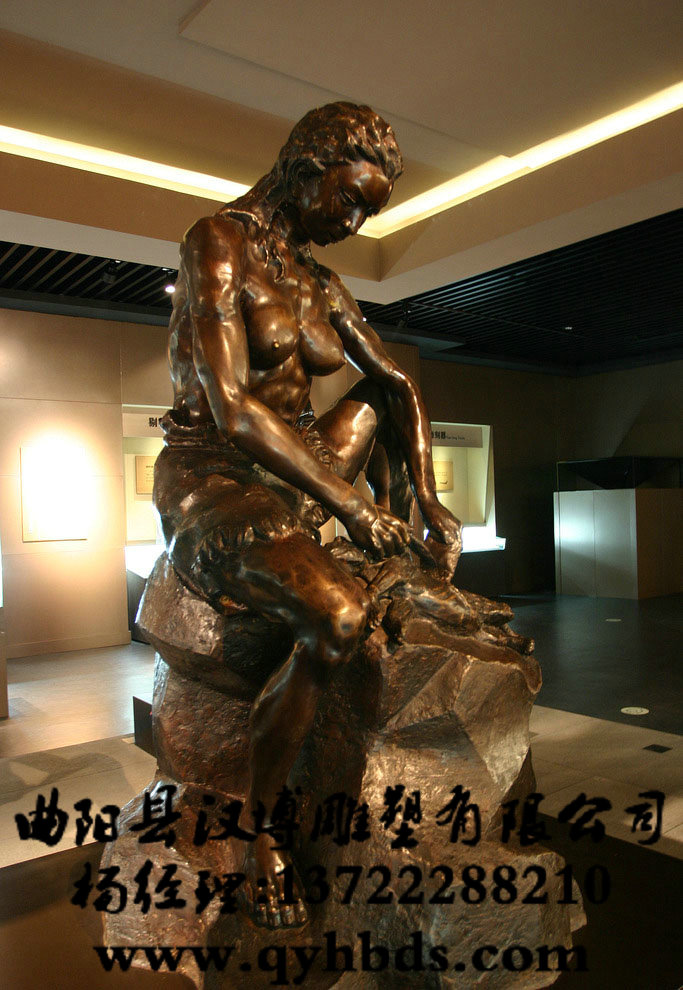 �������