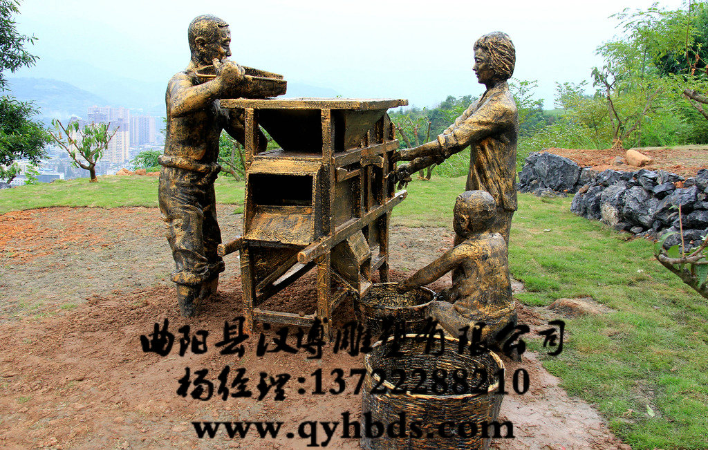 �������