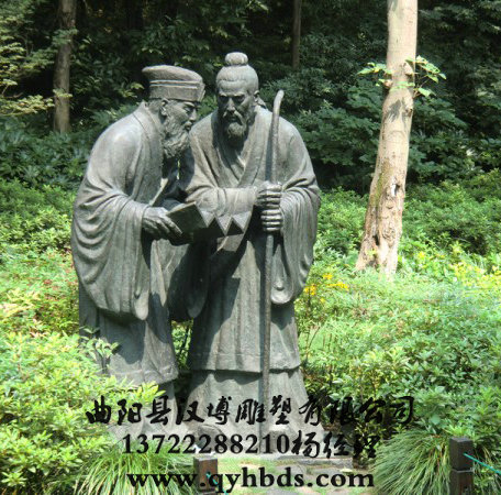 校园小孩雕塑