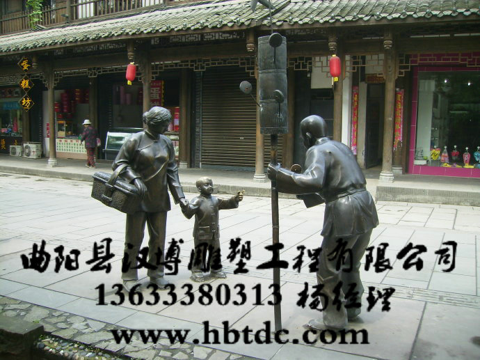 民俗小品雕塑,拨浪鼓人物雕塑