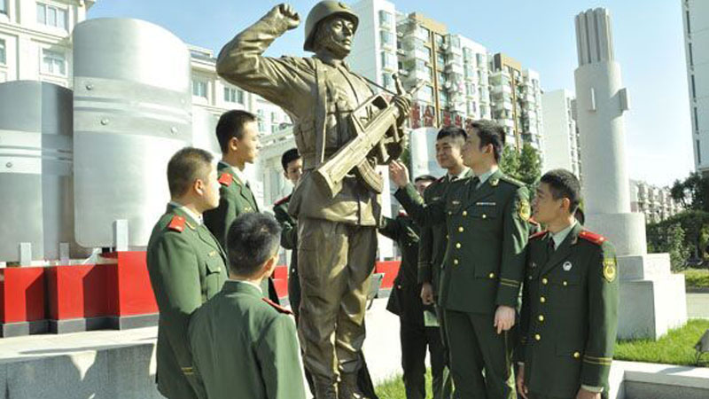 大型人物铜雕,步行街雕像,城市雕塑